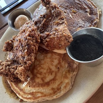 Iron Horse Tavern - Tavern Fried Chicken n Pancakes - New American Near Me - Folsom, California