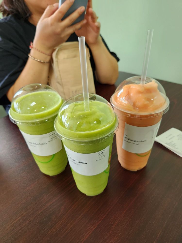 Paradise Smoothie Cafe Logo