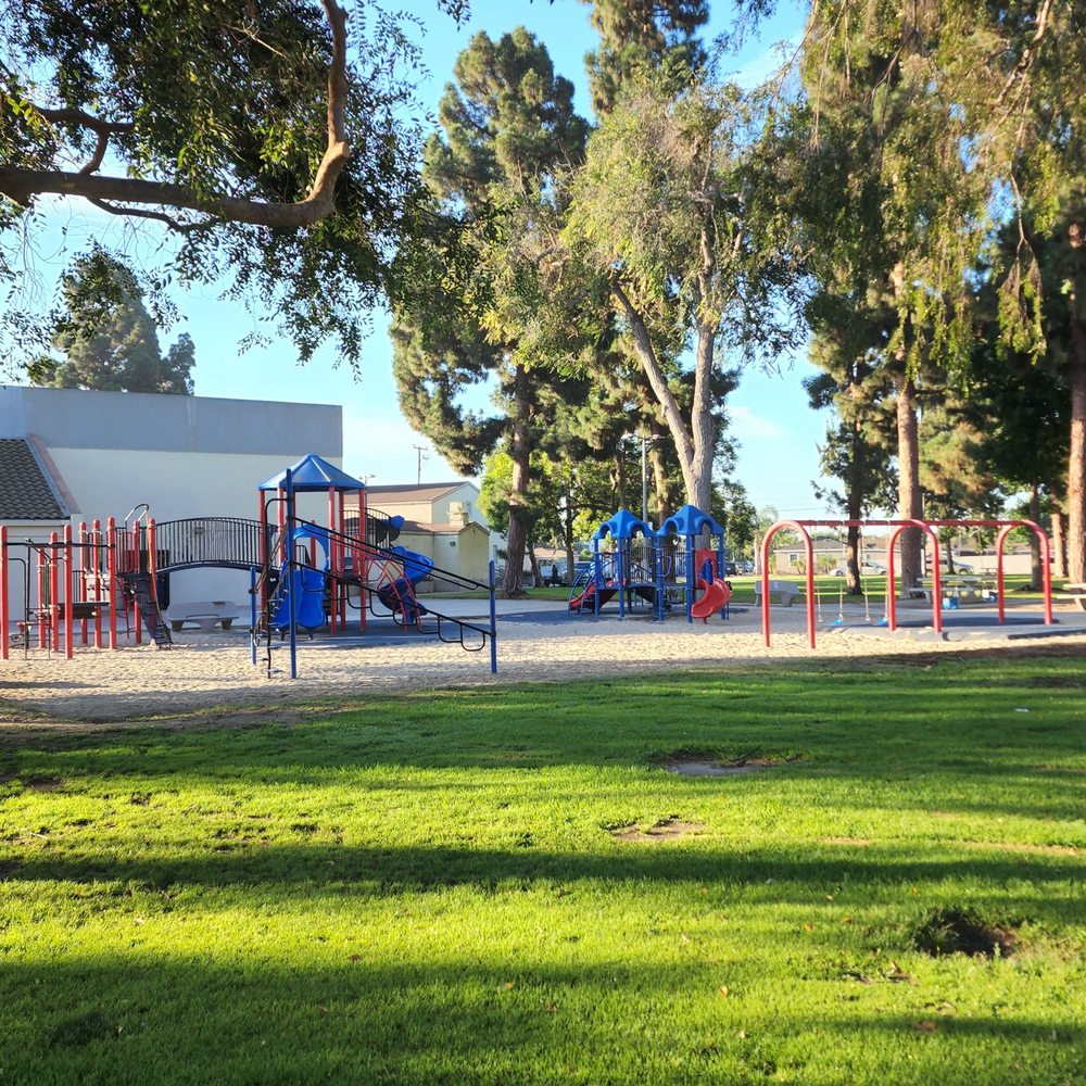Silverado Park - Parks Near Me - Long Beach, California Silverado Park - Parks Near Me - Long Beach, California
