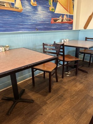 Russell's Marina Grill by null