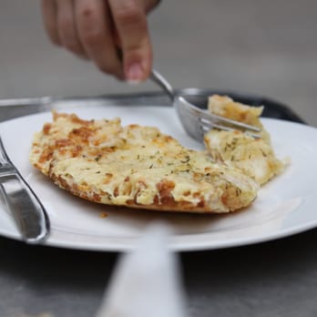 Forn de la Vila - Dive Bars Near Me - Barcelona, B