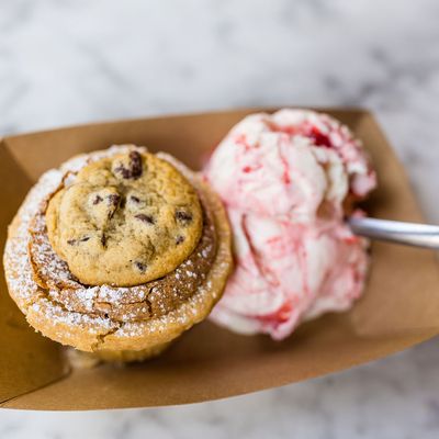 I Like Pie Bakeshop by null