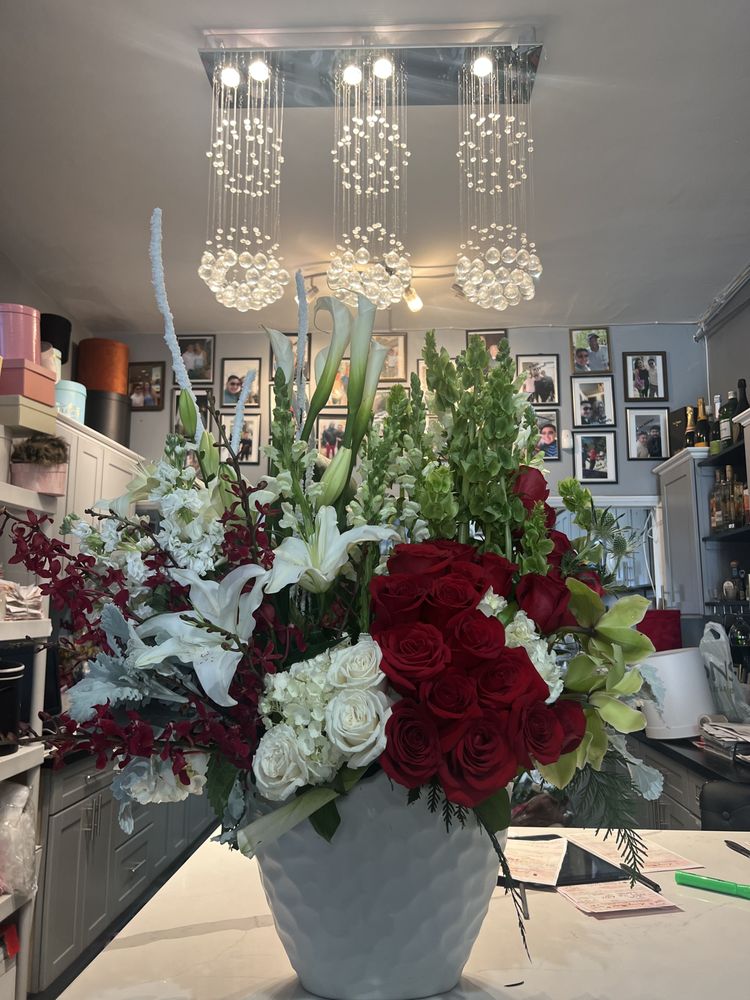 ABBEY’S FLOWER GARDEN 57 Photos & 14 Reviews 6407 Platt Ave, West