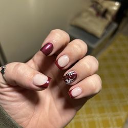 Belle Nail - Winter Nails