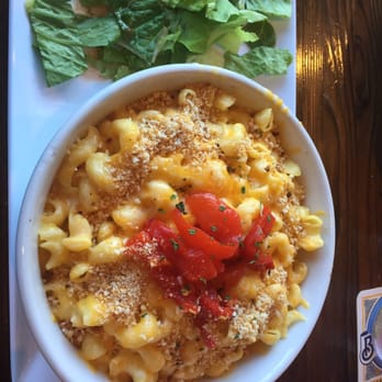 Fronk's - My pulled pork Mac n cheese! Huge!!! - Burgers Near Me - Bellflower, California