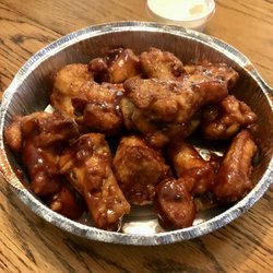 Montell's Pizza - Bone in BBQ Wings