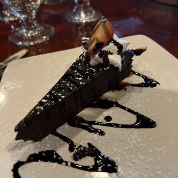 Daniel's Restaurant and Bar - Chocolate torte - Beer, Wine & Spirits Near Me - Conshohocken, Pennsylvania Daniel's Restaurant and Bar - Chocolate torte - Beer, Wine & Spirits Near Me - Conshohocken, Pennsylvania