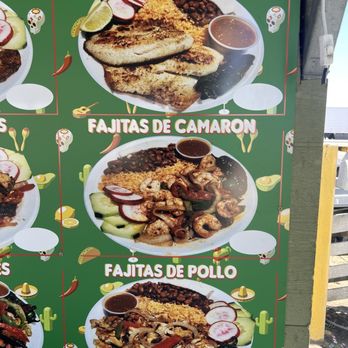 El Dollar Taqueria - Steak quesadillas fajitas tacos - Mexican Near Me - Lost Hills, California