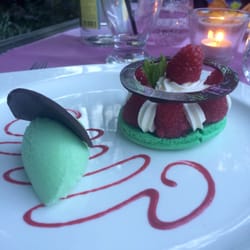 L'Orée du Bois - Macaron, framboises et sorbet menthe