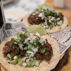 Bendito - Shredded beef taco