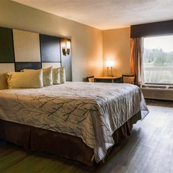 Best Western Cades Cove Inn