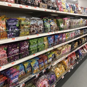 Dragon Star Oriental Foods - Imported candy, mostly Japanese - International Grocery Near Me - Saint Paul, Minnesota