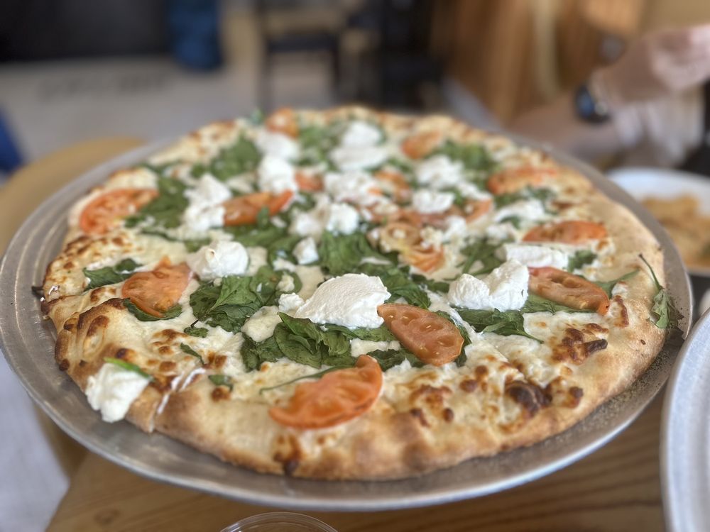 Repetti's Pizza and Provisions - Image 2