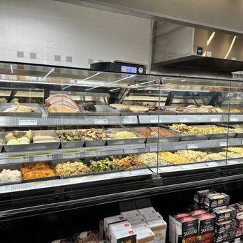 Save Mart - Salad case - Grocery Near Me - davis, California