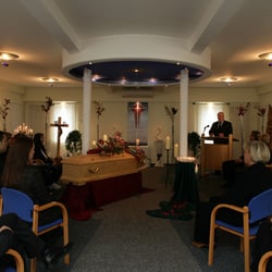Trauerhilfe Stier - Feierhalle