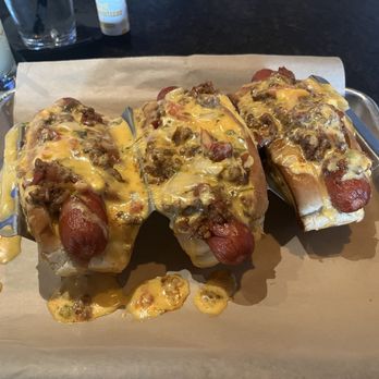 Brick Top's Pub - Chili Dogs - Burgers Near Me - Austin, Texas