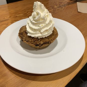 Peaked Pies - Apple crumble pie with freshly whipped cream - Australian Near Me - Vancouver, British Columbia Peaked Pies - Apple crumble pie with freshly whipped cream - Australian Near Me - Vancouver, British Columbia
