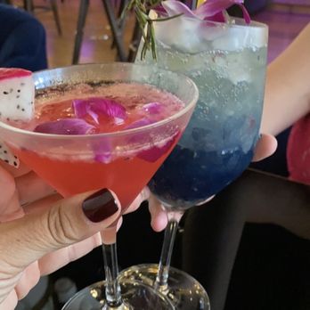 Beehive - Cocktail Bars Near Me - Dallas, Texas