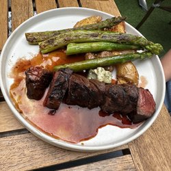 Light Rail Cafe - Hanger steak