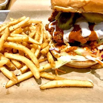 Buffalo Wild Wings - Nashville hot chicken sandwich - really good! - Chicken Wings Near Me - Morganville, New Jersey