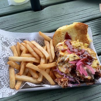 Street to Table - BBQ Pulled Pork Sandwich - Cocktail Bars Near Me - Merrick, New York