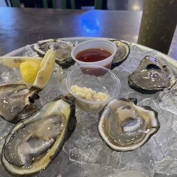 Ocean Blue Oyster Bar - Always the best place for oysters! - Seafood Near Me - Austin, Texas