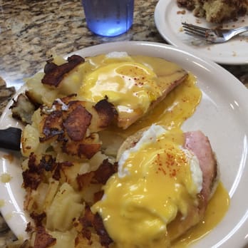 Carolyn's Cafe - Eggs Benedict - Breakfast & Brunch Near Me - Redlands, California Carolyn's Cafe - Eggs Benedict - Breakfast & Brunch Near Me - Redlands, California