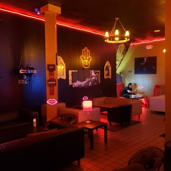 Ranoush - Hookah Bars Near Me - St. Louis, Missouri