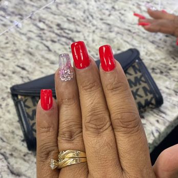 Lush  Nail Salon - Nail Salons Near Me - Marietta, Georgia