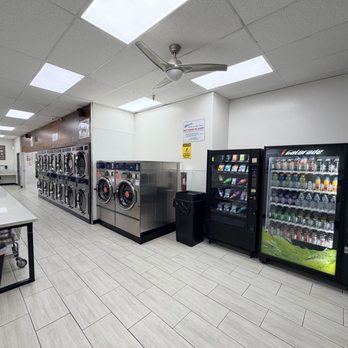 365 Laundromat - Soap and soda vending machines available - Laundromat Near Me - El Monte, California 365 Laundromat - Soap and soda vending machines available - Laundromat Near Me - El Monte, California