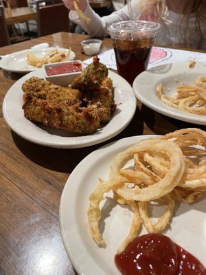 Chuck's Restaurant by null