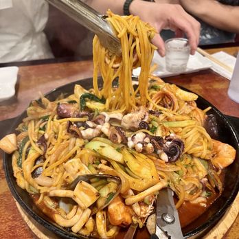 Joong Koog Jip - Haemul chulpan jjampong - Korean Near Me - Flushing, New York