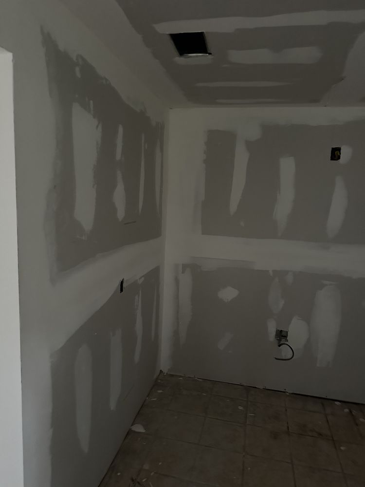 Slide of Snell & Sons Construction