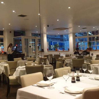 Fora restaurant - Turkish Near Me - London, XGL