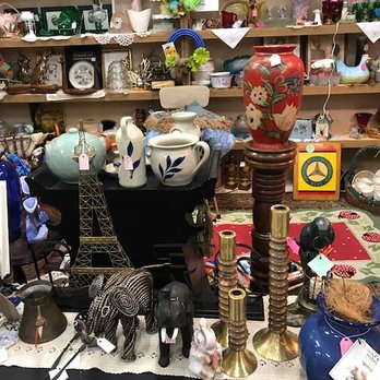 The Chirping Frog - Lots to chose from - Antiques Near Me - Worden, Illinois