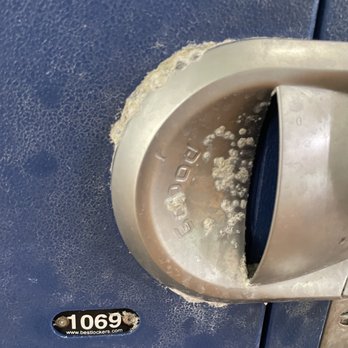 Great Wolf Lodge - Lockers totally covered in white fuzzy mildew - Resorts Near Me - Scotrun, Pennsylvania Great Wolf Lodge - Lockers totally covered in white fuzzy mildew - Resorts Near Me - Scotrun, Pennsylvania