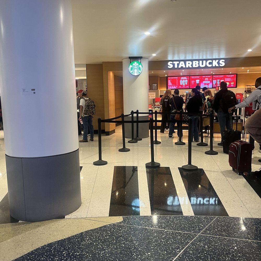 Frederick W. Smith International Airport - MEM - Airports Near Me - Memphis, Tennessee