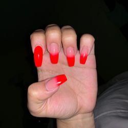 Pella Nails - Nails by Lee
