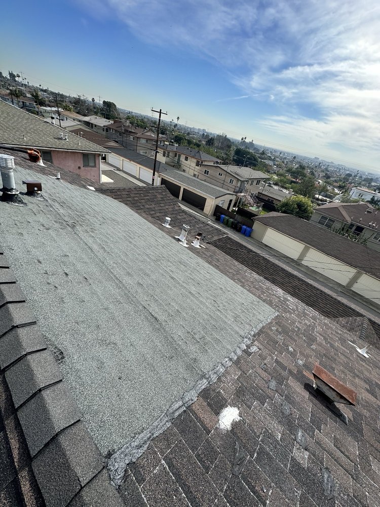 Slide of 3G Tres Generaciones Roofing