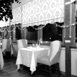 The Rooster Restaurant & Jamison Guest House
