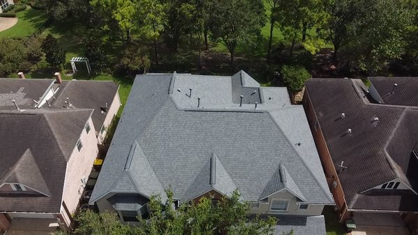 Falcon Roofing & Construction Logo