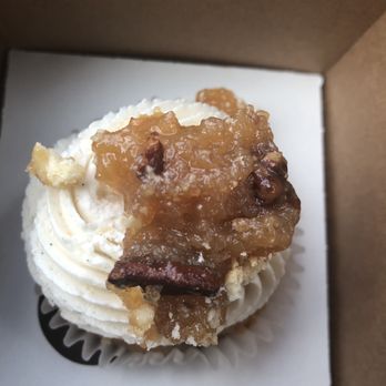 Sweet Treats Bakery - For me! - Cupcakes Near Me - Seguin, Texas Sweet Treats Bakery - For me! - Cupcakes Near Me - Seguin, Texas