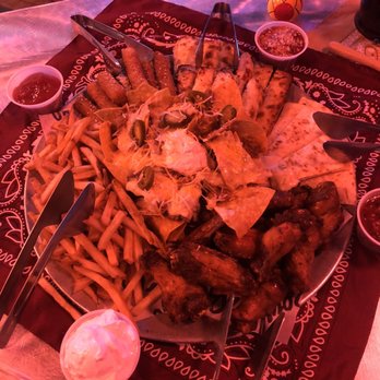 Bowlero Euless - I had a team building event here for my safety team. We had chicken n beef fajitas with the fixin's and also drinks and appetizers. - Venues & Event Spaces Near Me - Euless, Texas