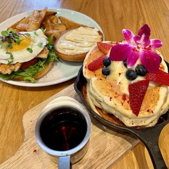 Bluestone Lane - B.L.A.T.E. (Subbed chicken) & Lemon Ricotta Pancakes - Coffee & Tea Near Me - Orange, California Bluestone Lane - B.L.A.T.E. (Subbed chicken) & Lemon Ricotta Pancakes - Coffee & Tea Near Me - Orange, California