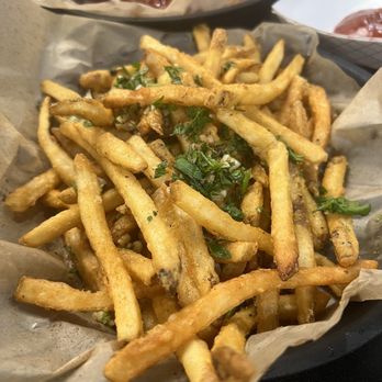 Gettin' Basted - Fries - Barbeque Near Me - Branson, Missouri