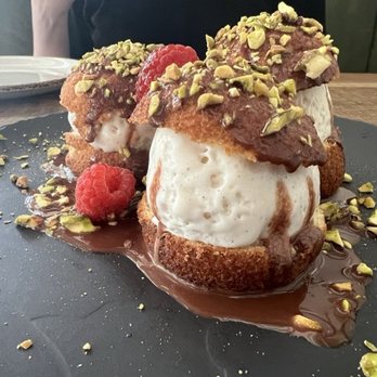 The Dearborn - Profiteroles & pistachio - New American Near Me - Chicago, Illinois