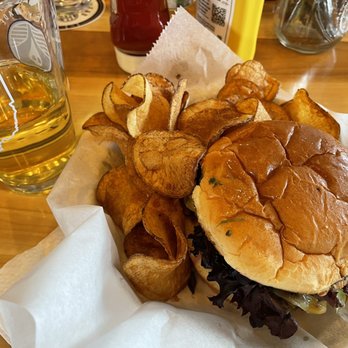 The Half Pint - Veggie burger + chips  The tortoise and the pear cider - American Near Me - Marysville, Ohio