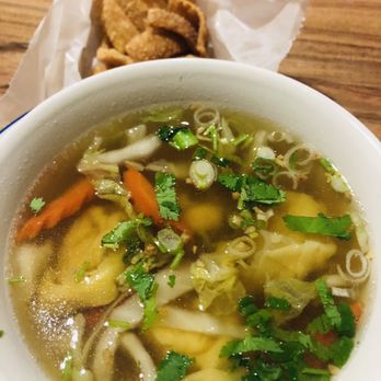 Thai 2 Express - Wonton soup - Thai Near Me - Lake Worth, Florida