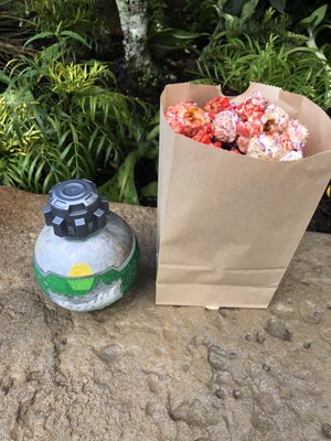 Kat Saka's Kettle by null