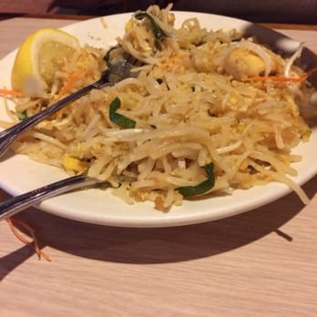 Dao Thai - Tofu Pad Thai - Thai Near Me - Chicago, Illinois Dao Thai - Tofu Pad Thai - Thai Near Me - Chicago, Illinois